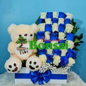 rosas blancas y azules