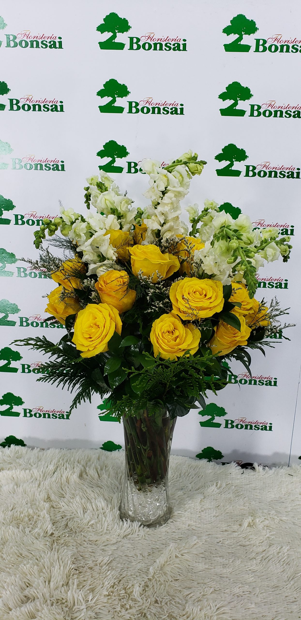 Jarrón Rosas Amarillas JiA18